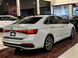 ڤۆڵکسواگن جێتا